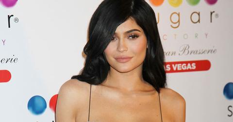 Kylie jenner legs valentines day ok pp