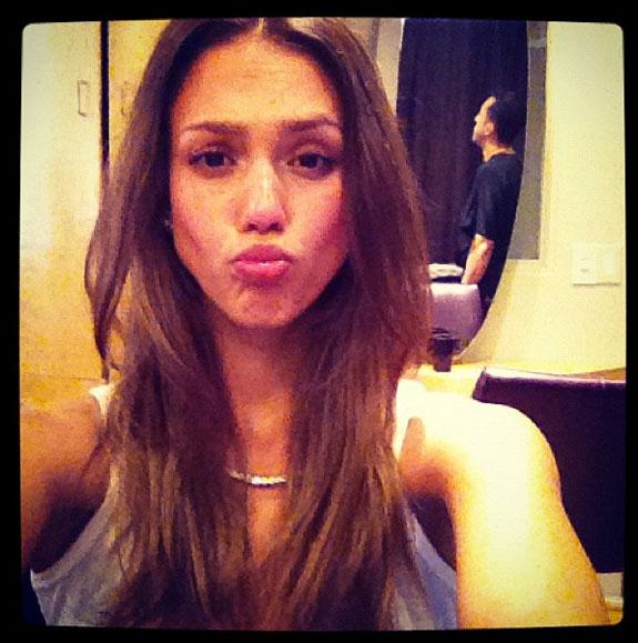 Jessica Alba Selfie