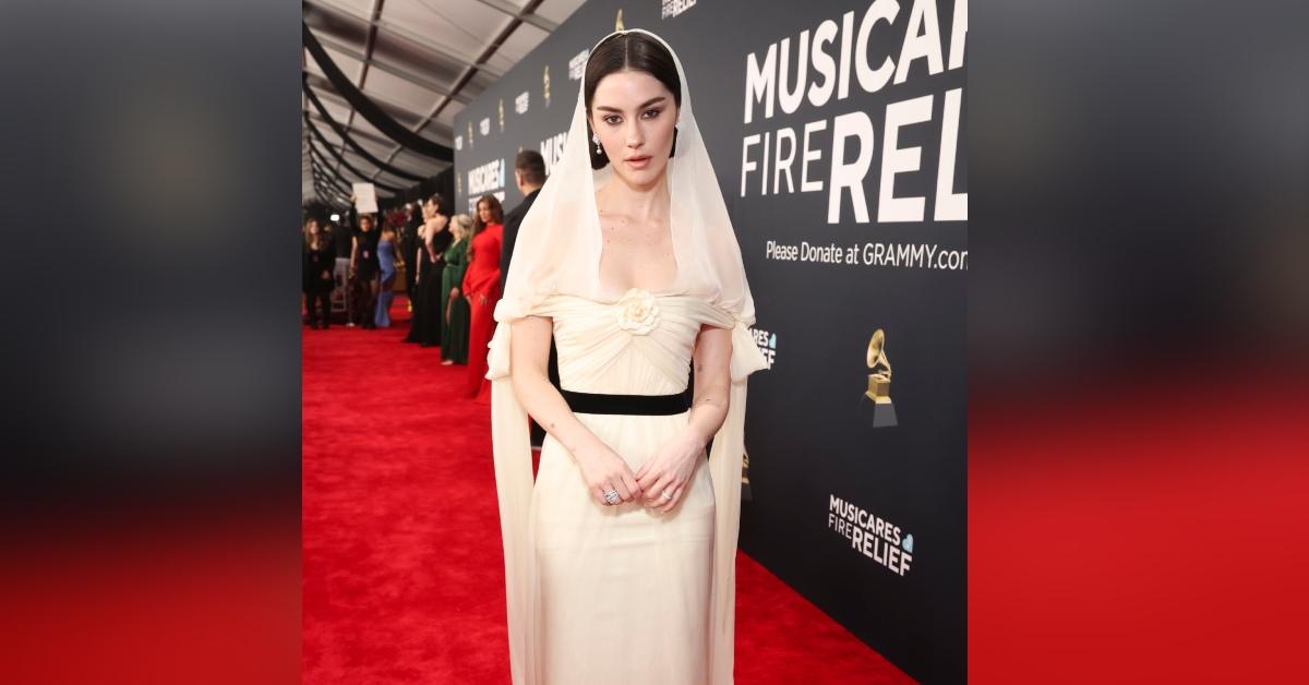 grammy awards sabrina carpenter kacey musgraves red carpet photos abrams