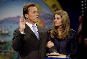 2011__05__Maria_Shriver_Arnold_Schwarzenegger_May17newnsea 300&#215;203.jpg