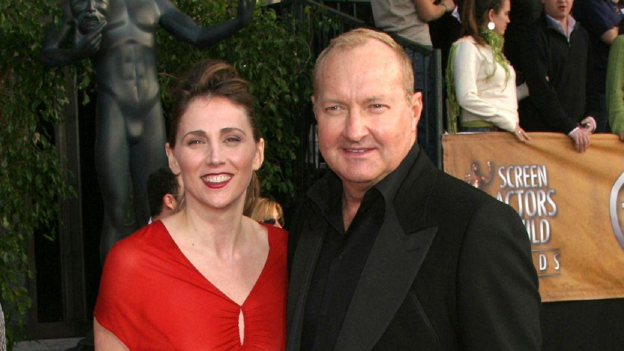 image of The comedian joked about wishing Randy Quaid ‘would leave his wife and marry her.’