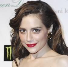 2009__12__brittanymurphy4 225&#215;222.jpg