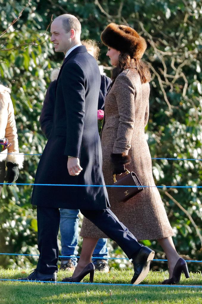 pregnant kate middleton sister pippa church pics 01