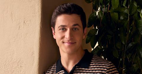 Photo of David Henrie.