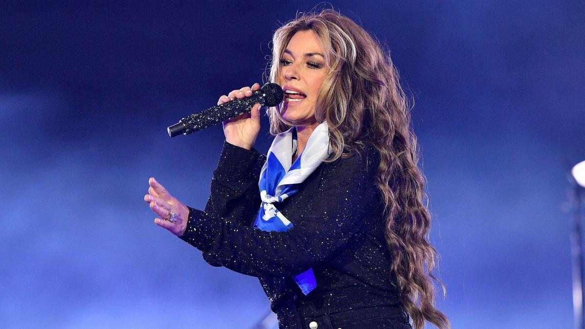 Image of Shania Twain did not attend Taylor Swift and Travis Kelce's wedding despite being invited.