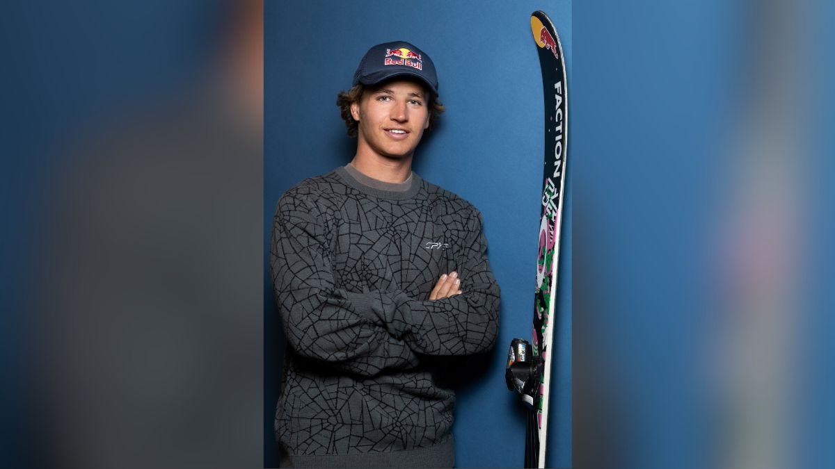 image of The athlete celebrated after he won silver. 