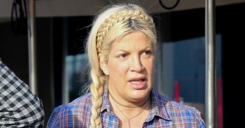 *EXCLUSIVE* Tori Spelling and Dean McDermott enjoy an al fresco lunch with the family