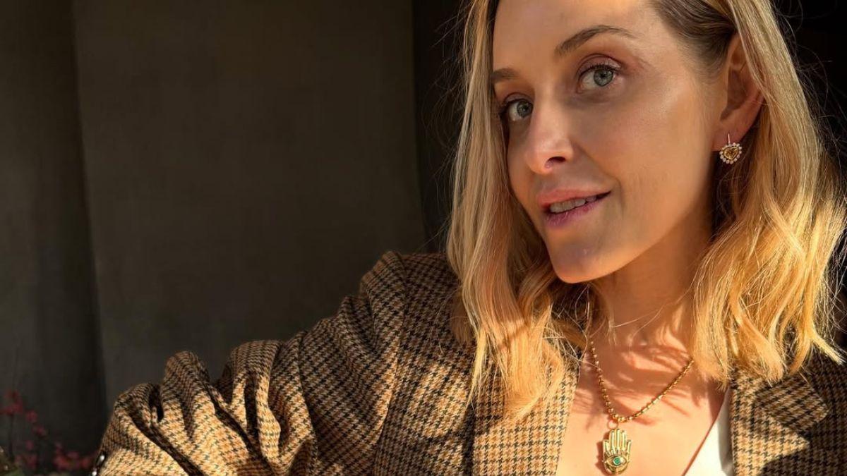 Photo of Jenny Mollen.