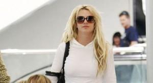 2011__02__Britney_Spears_Feb24_500 300×164.jpg