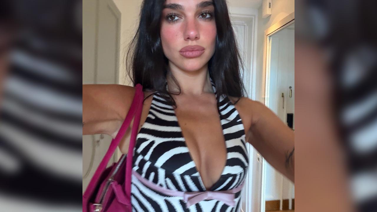 Image of Dua Lipa served face for the recent selfies. 