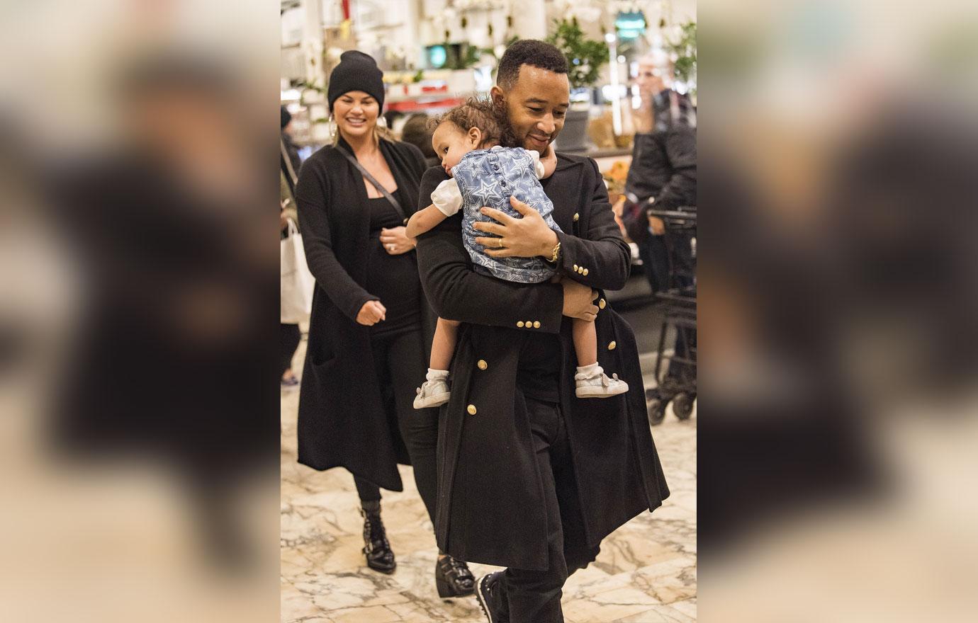 pregnant chrissy teigen planning baby number 3 01