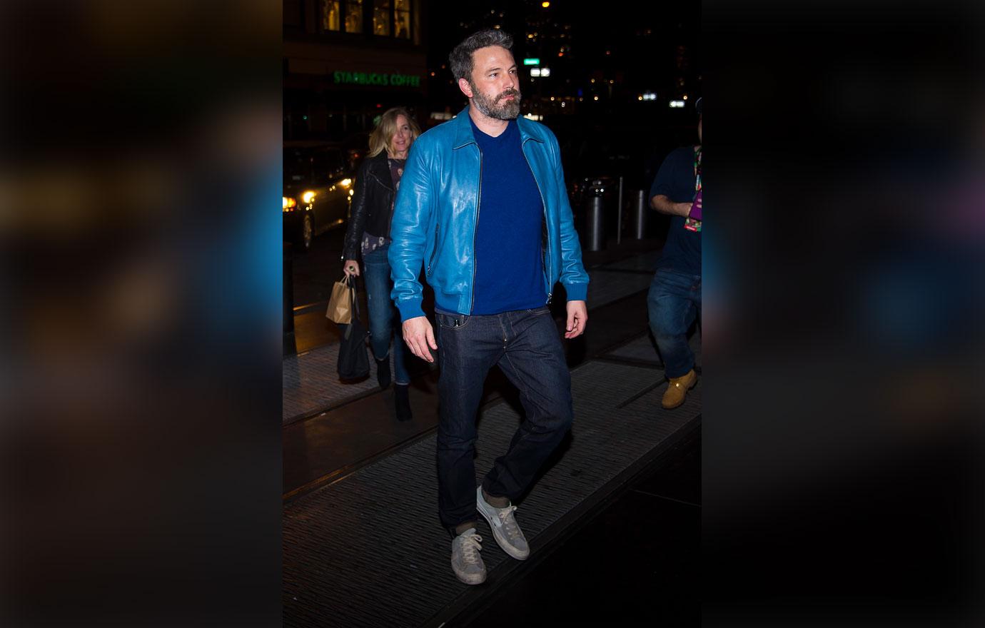 Ben affleck  allegedly groped hilarie burton 7