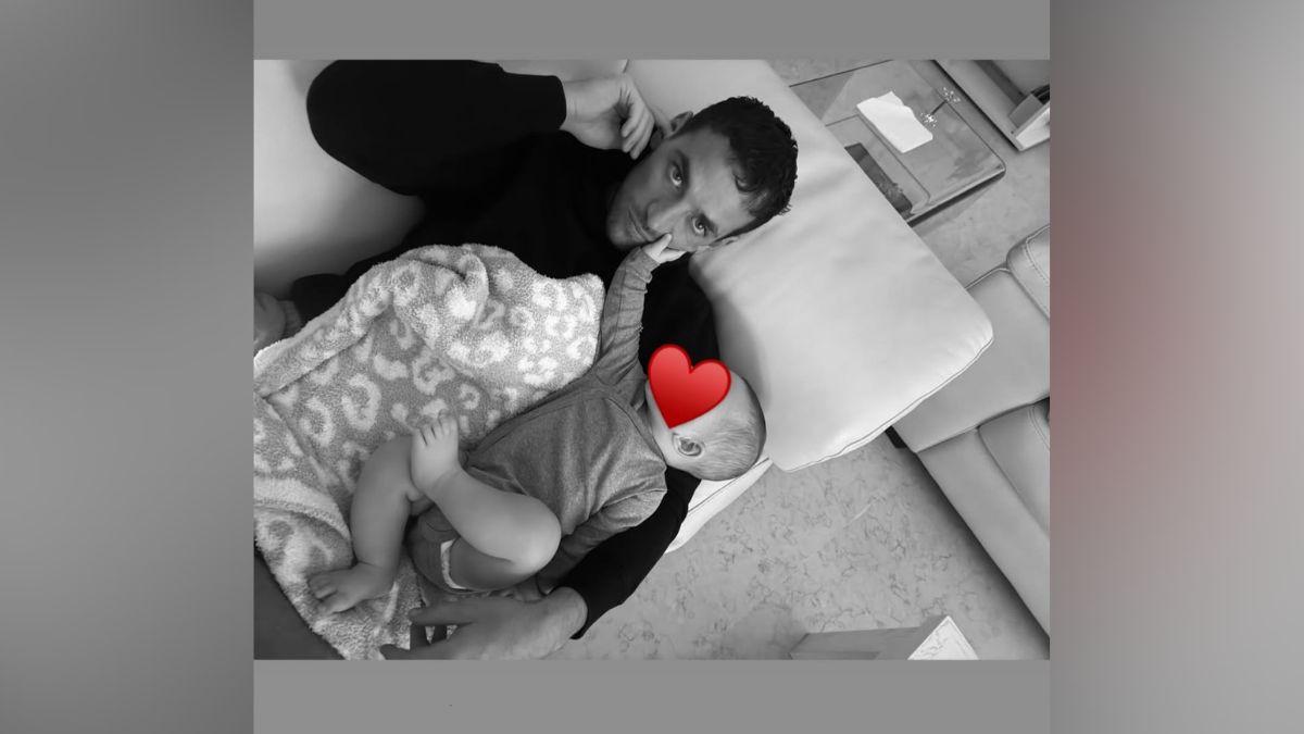 Photo of Cassie Ventura shared the first photo of her and husband Alex Fine's son, who was born in May 2025.