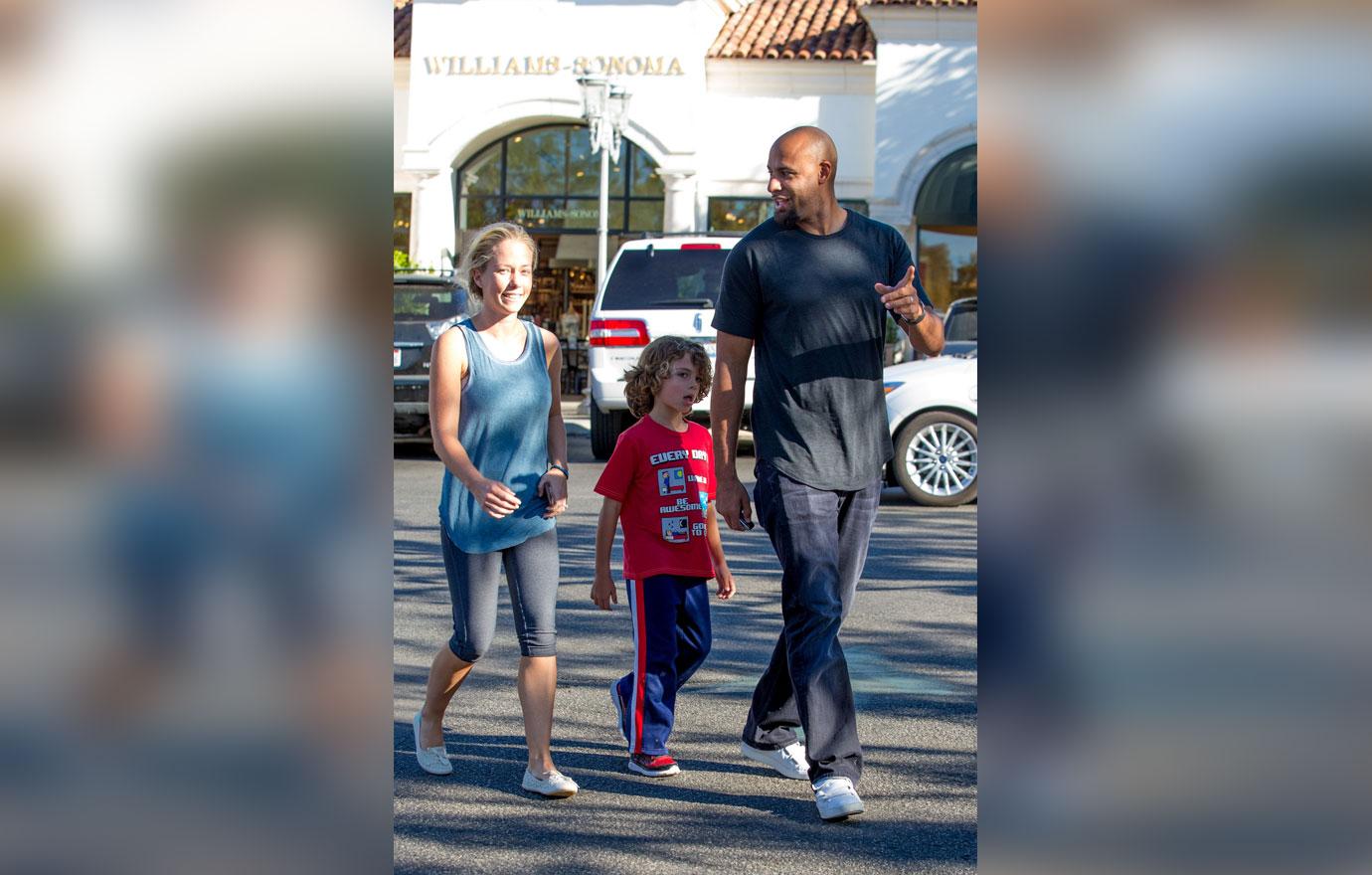 *EXCLUSIVE* Kendra Wilkinson and Hank Baskett celebrate Hank&#8217;s good grades