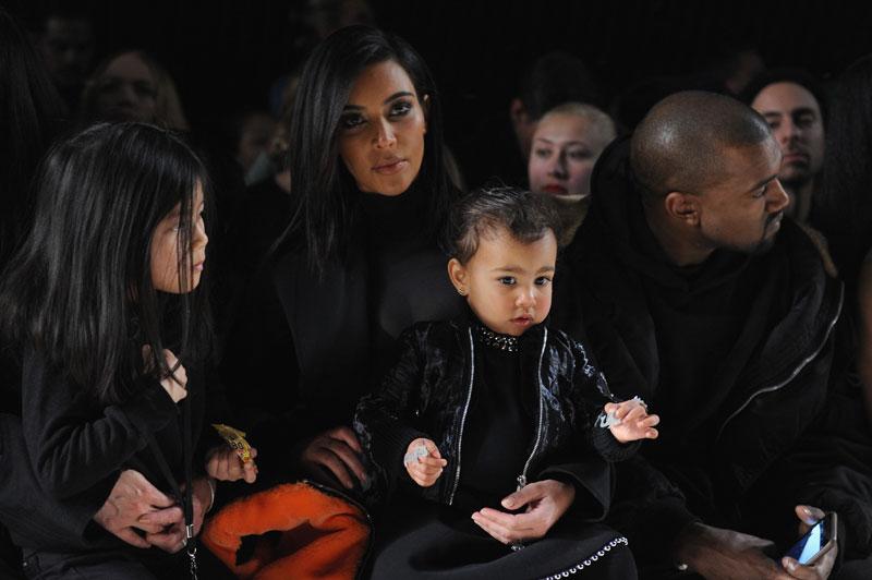 Kim kardashian instagram return social media kanye west drama new year 04