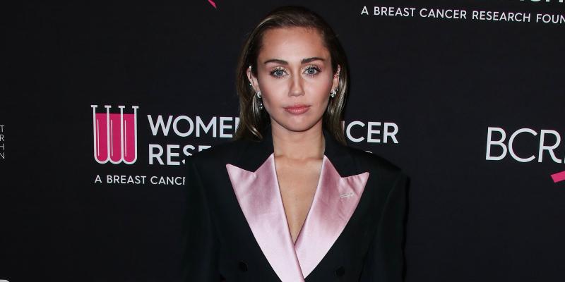 miley-cyrus-reveals-her-dog-was-electrocuted-on-the-voice-set