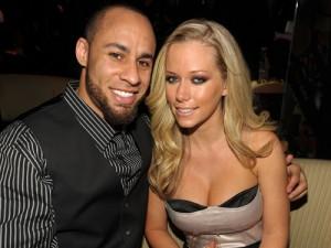 2011__01__Hank_Baskett_Kendra_Wilkinson_Jan7newnsne 300×225.jpg