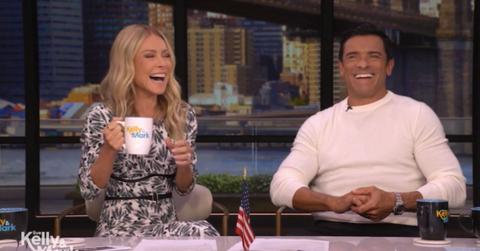 Image of Kelly Ripa and Mark Consuelos looked back at an old clip.