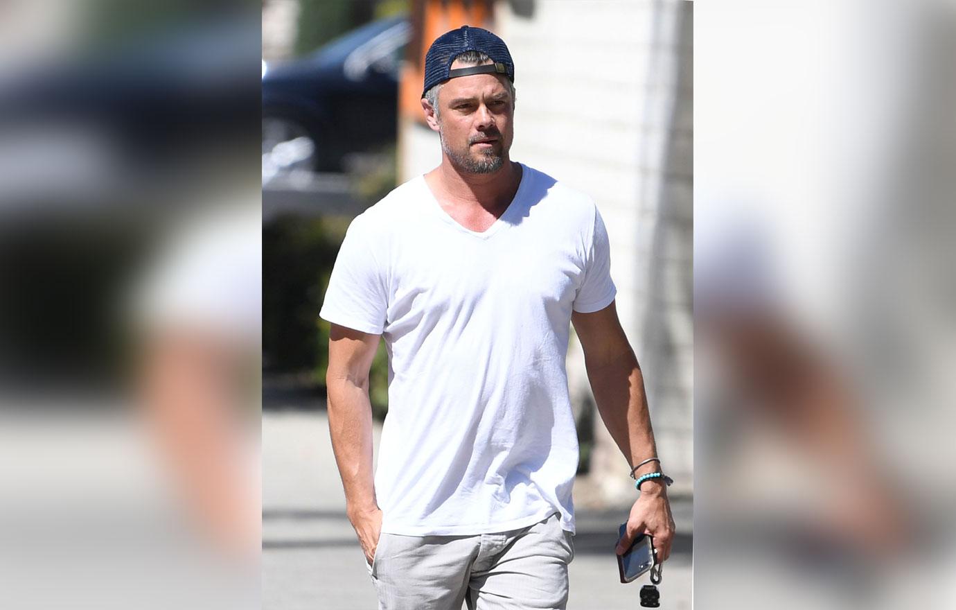 Josh duhamel opens up co parenting with fergie 3