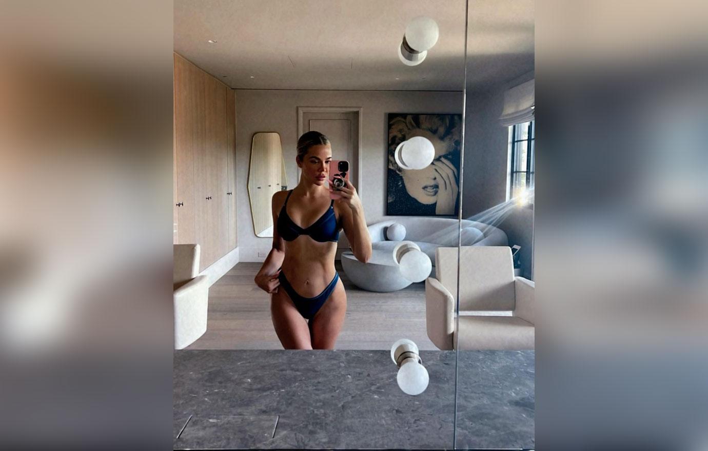 fans accuse khloe kardashian of major editing fail over six pack bikini snap