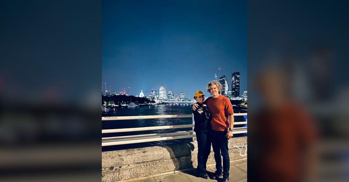 Photo of Shania Twain posed for a photo with her rarely-seen husband. 