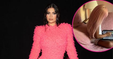 image of Kylie jenner and stormi