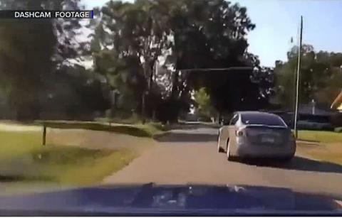 dashcam footage catches daring mph police chase