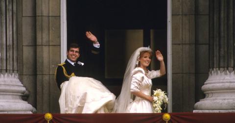 sarah ferguson will never leave prince andrew after chat queen elizabeth