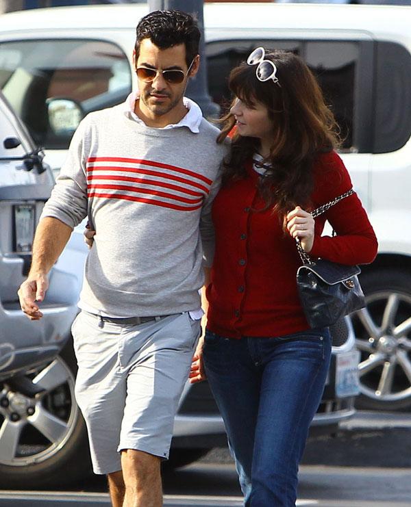 Zooey Deschanel Engaged