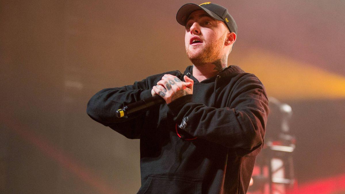 image of Ariana Grande credited Mac Miller with helping shape her sound.