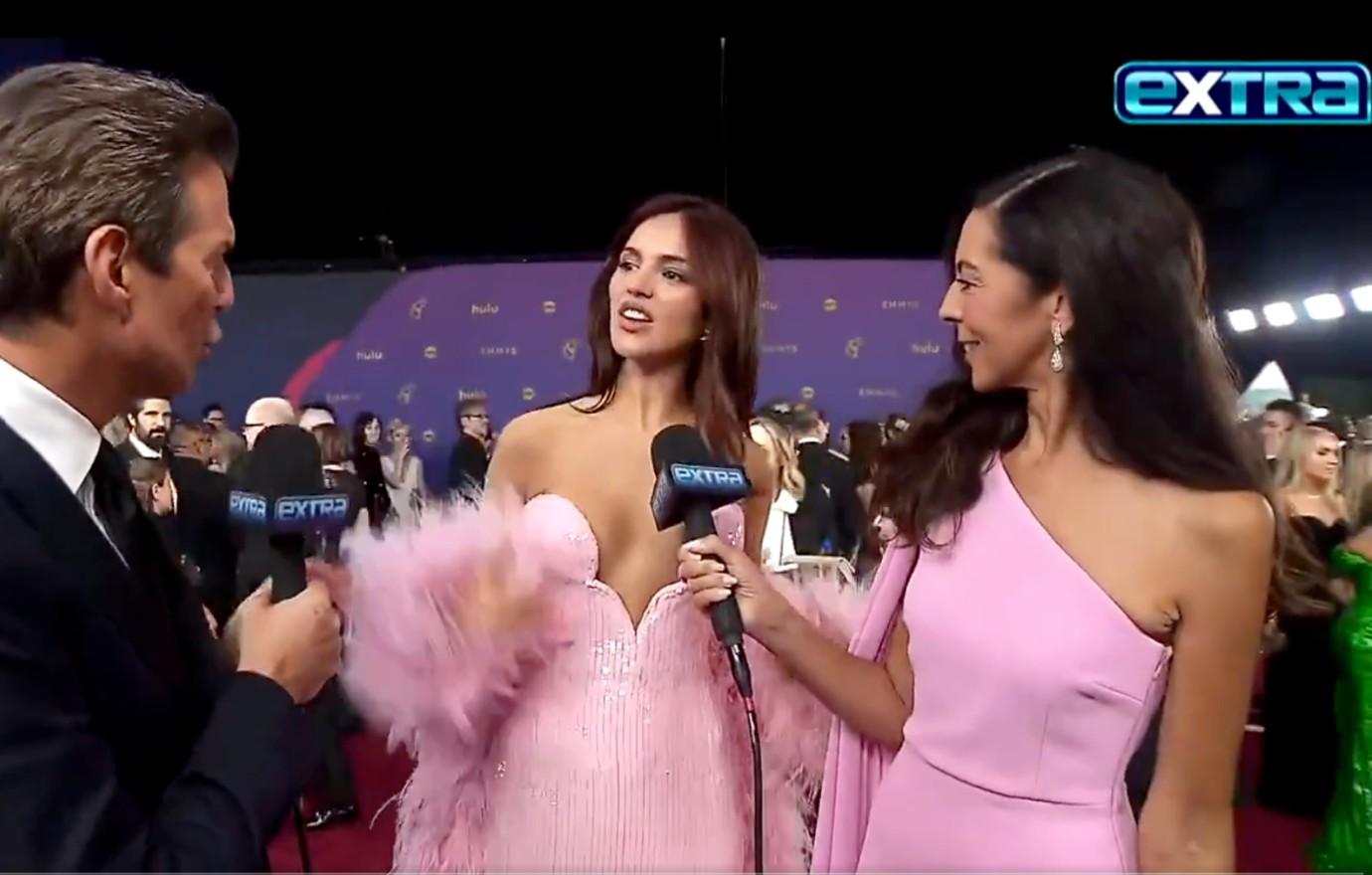 eiza extra tv emmys