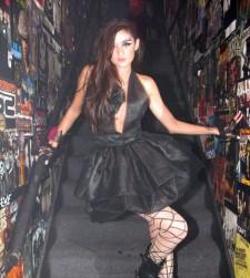 2010__11__Caroline1 225×300.jpg