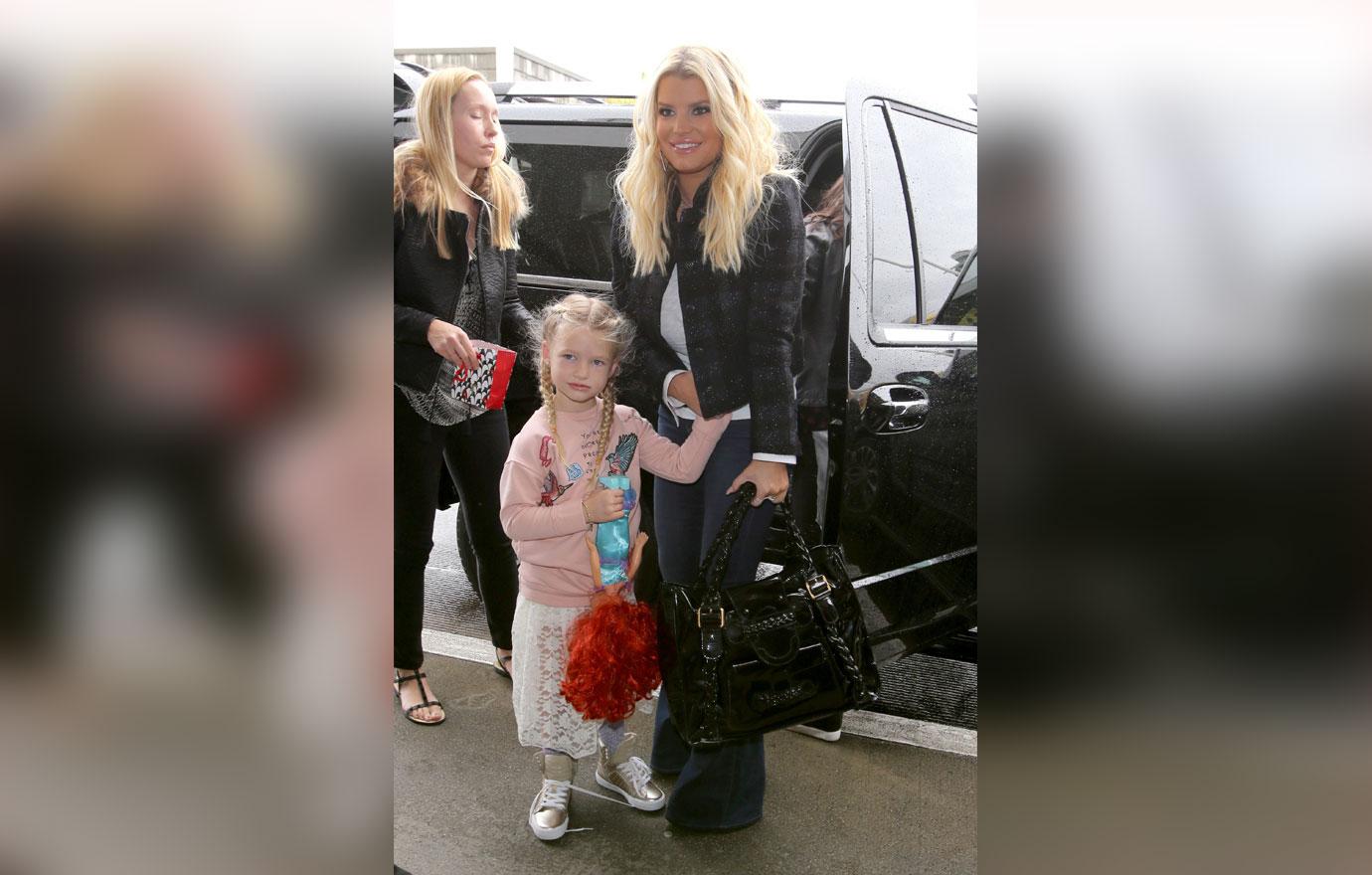 Jessica simpson daughter makeup