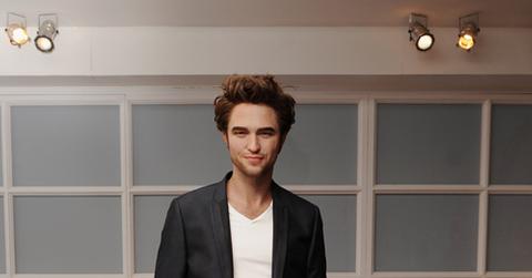 2010__03__Robert_Pattinson_WaxFigure_March25_113.jpg