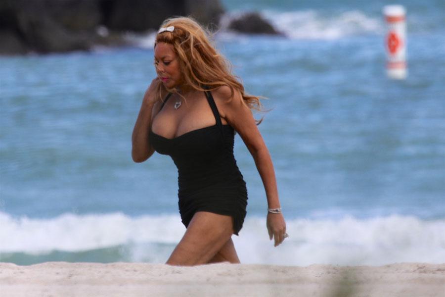 Wendy williams bikini beach weight loss 05