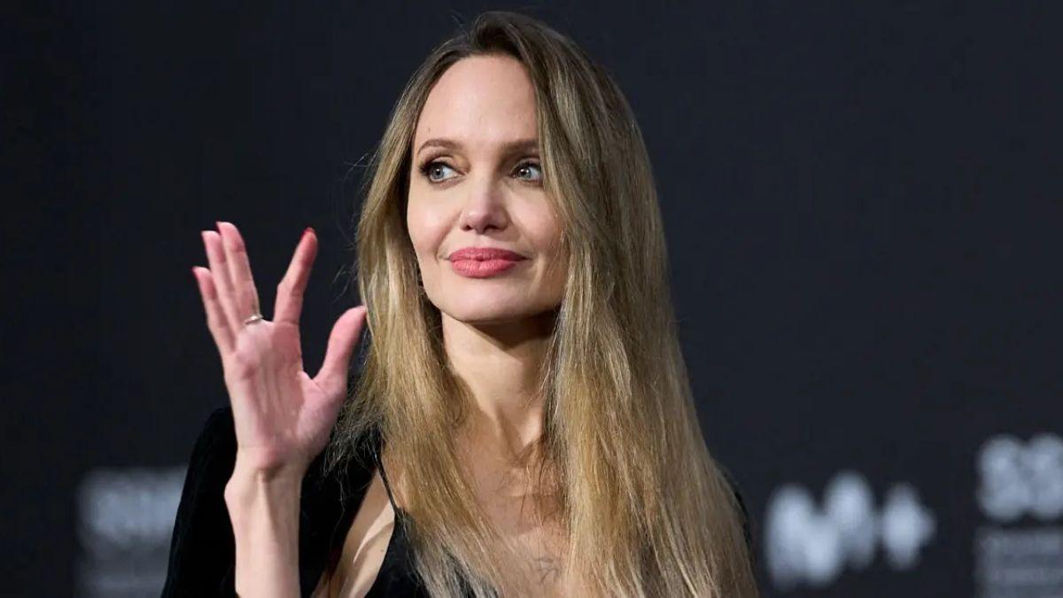 Photo of Angelina Jolie