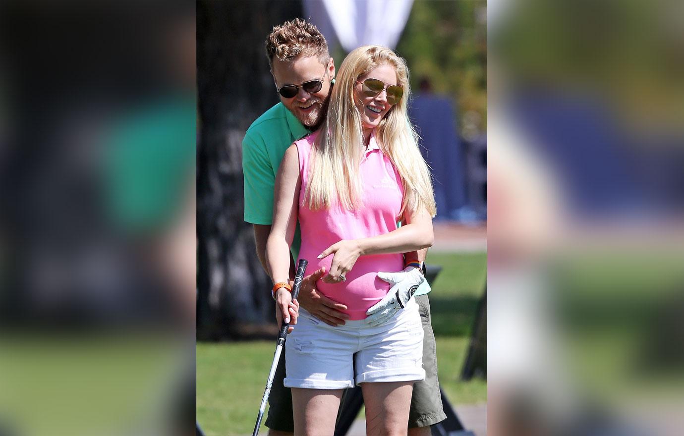 *EXCLUSIVE* Heidi Montag and Spencer Pratt enjoy a romantic round of golf at the Pelican Resort