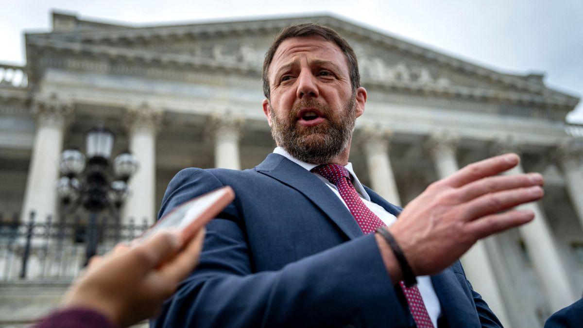 who is markwayne mullin trump homeland security secretary after kristi noem firing