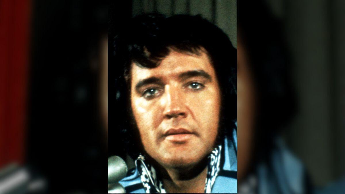 Image of Elvis Presley died in 1977.