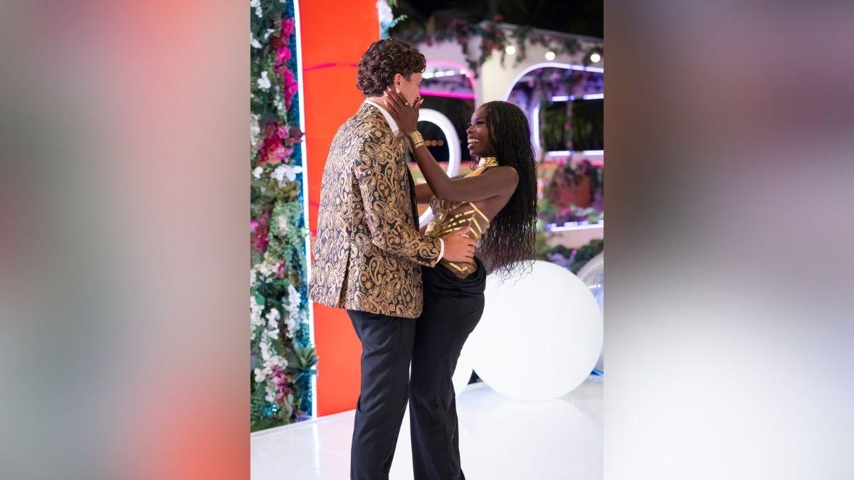 love island olandria carthen nic vansteenberghe cutest moments together photos