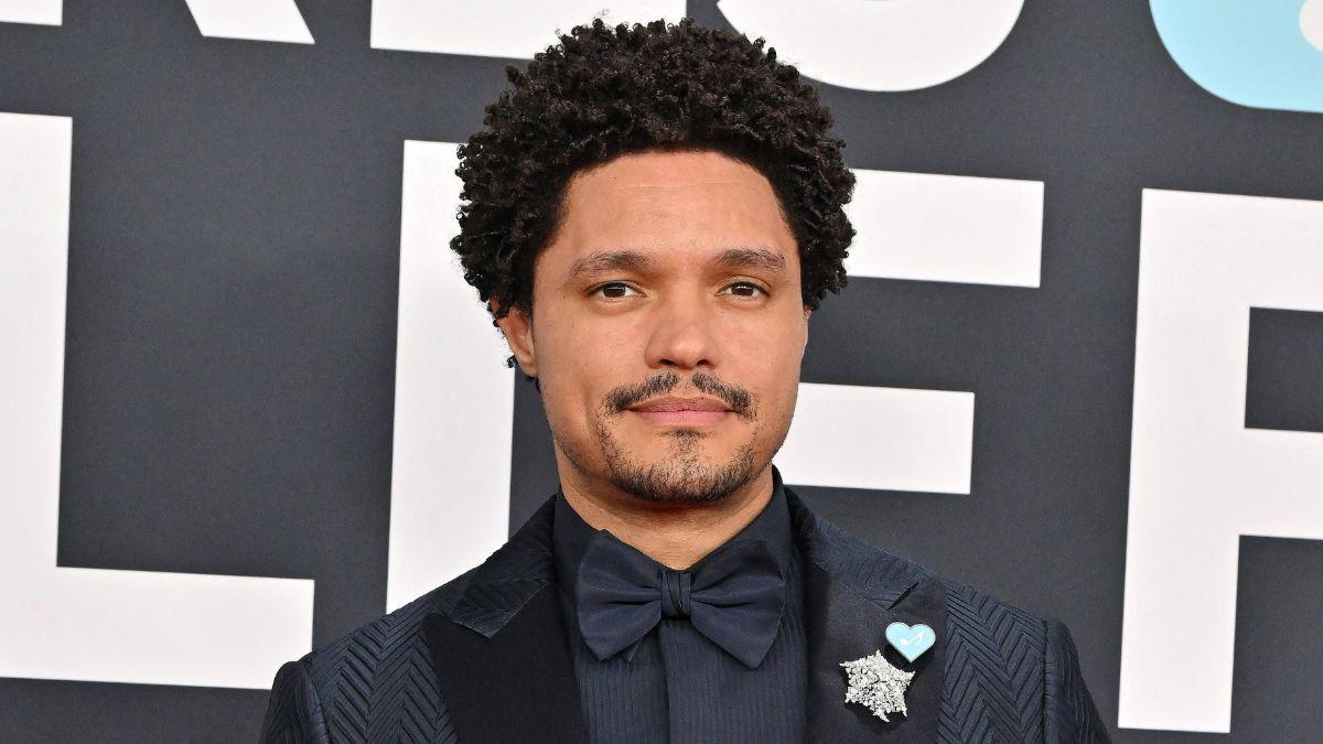 Photo of Trevor Noah brutally roasted Donald Trump and Nicki Minaj during his opening monologue.