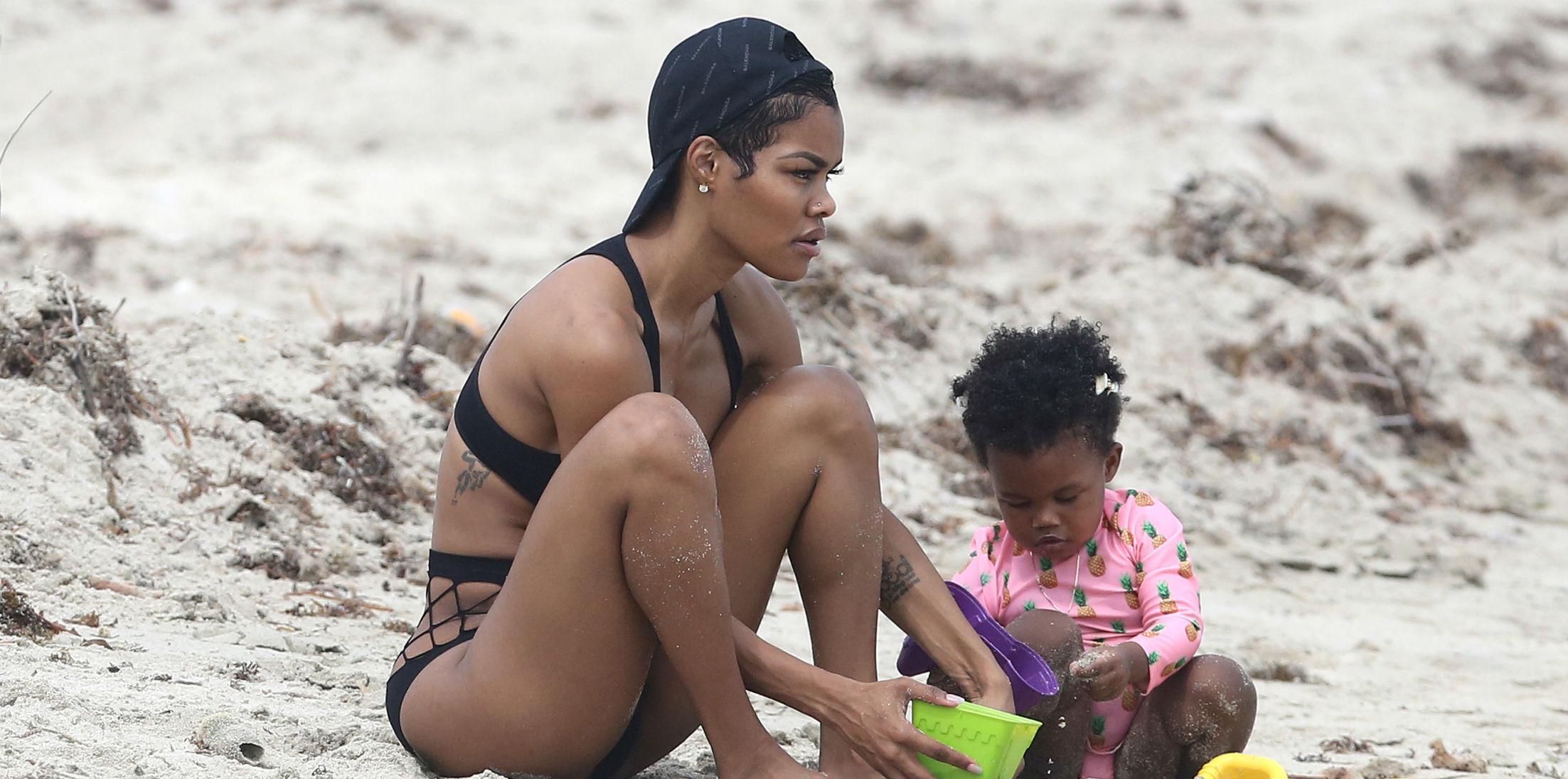 Teyana Taylor Hot Bod Beach Bikini Daughter Pictures