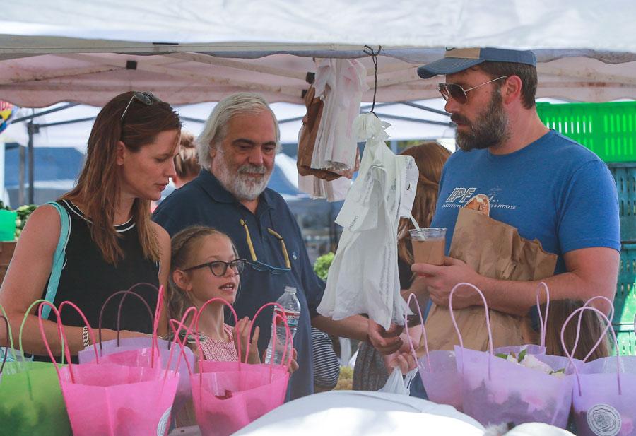 Ben affleck jennifer garner smiling fame 04