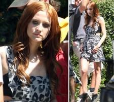2009__09__fp_3665203_simpson_ashlee_duo_092309 225&#215;201.jpg
