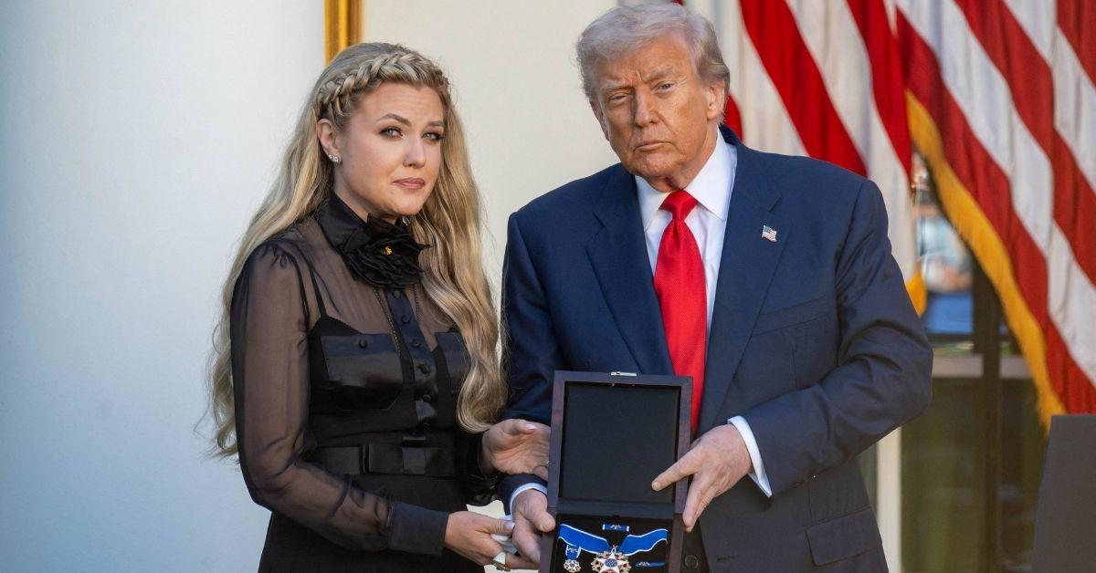 donald trump hair color medal ceremony