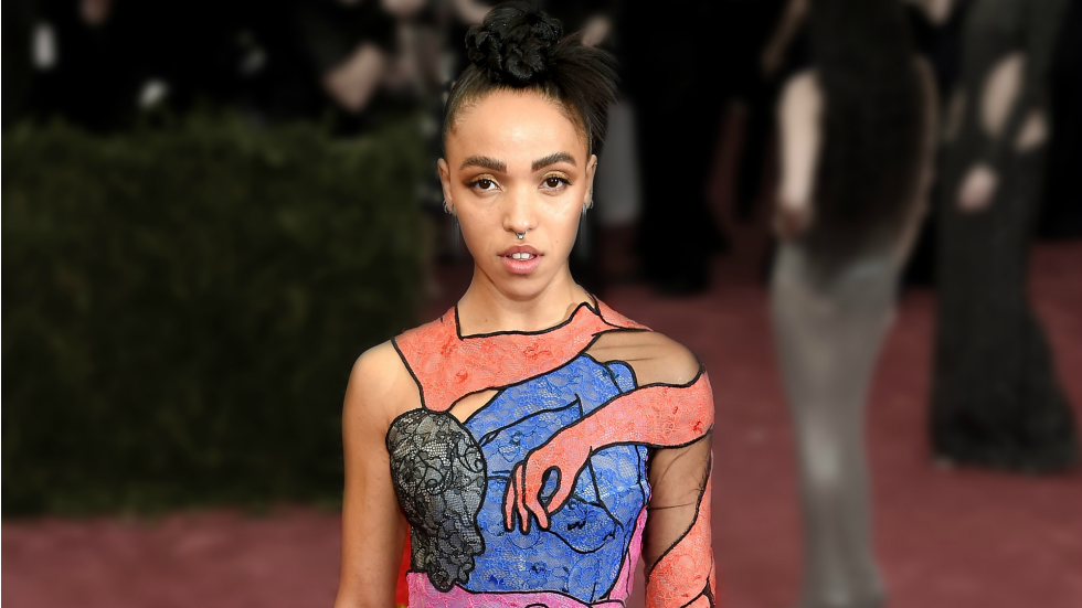 Fka twigs met gala