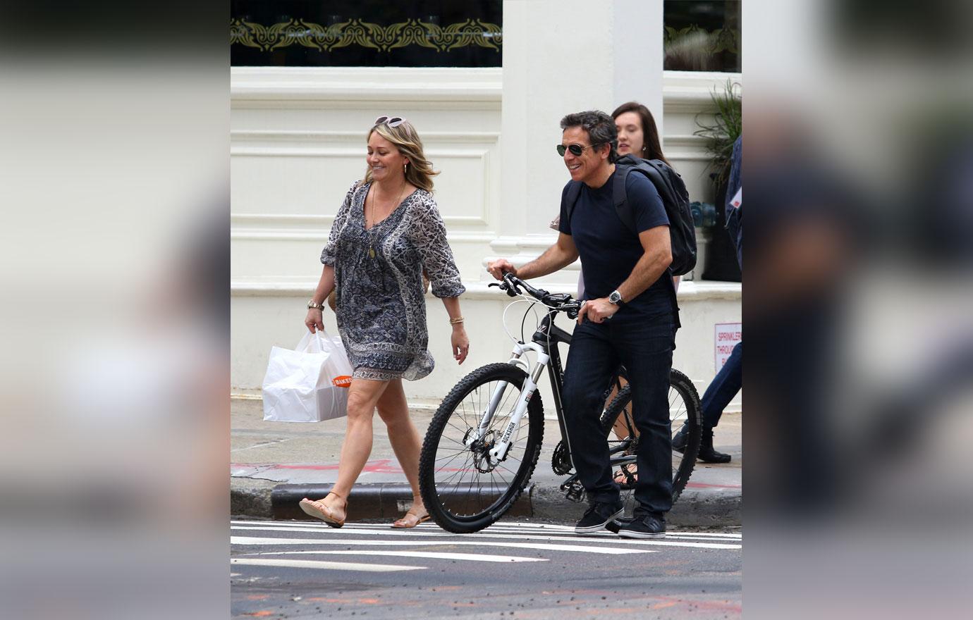 Ben stiller christine taylor happy together after split pics 01