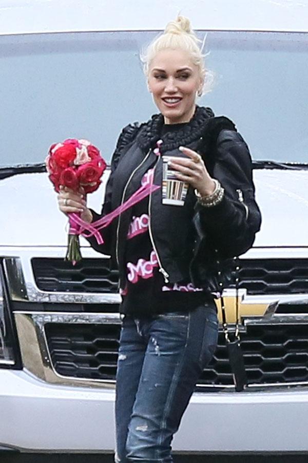 Gwen stefani blake shelton engagement