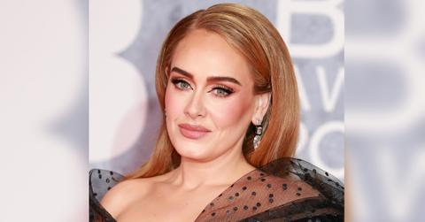 adele cuddles rich paul nba game pp