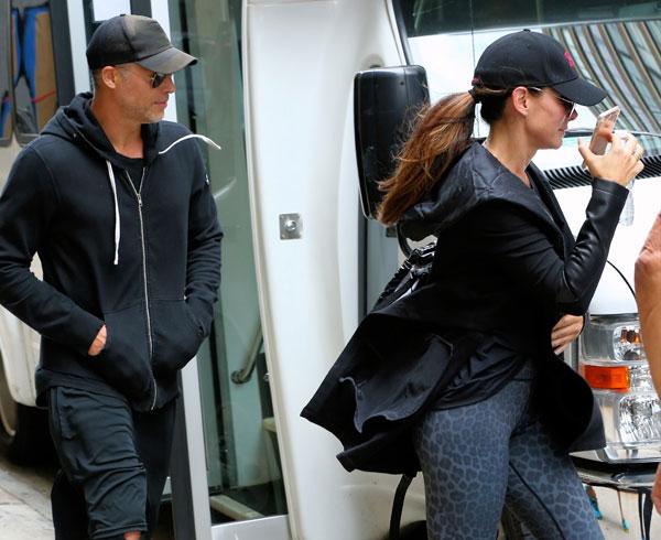 sandra bullock bryan randall ring gym